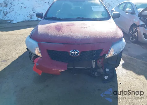 2010 Toyota Corolla z USA, uszkodzony, nr VIN 2T1BU4EE2AC316483
